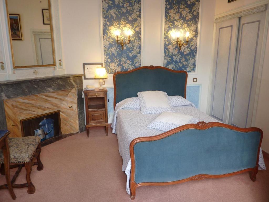 Hotel Du Fiacre Carpentras Cameră foto
